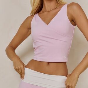 Astoria Activewear Pink V-Neck Top Size Medium
